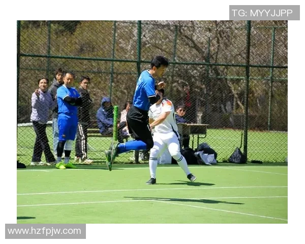 挑战足球的极限激情与梦想追逐的完美结合之旅